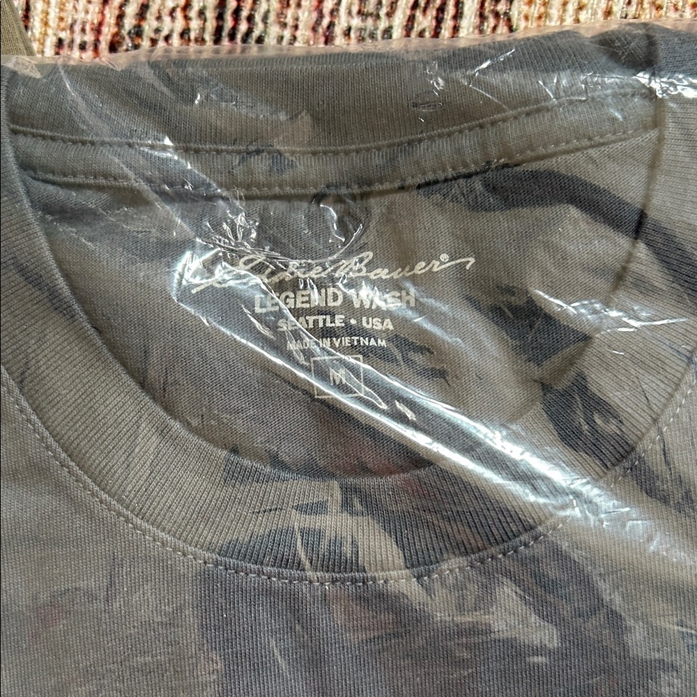 Eddie Bauer Olive, Gray/Blue and Navy Shirt - Picture 4 of 9